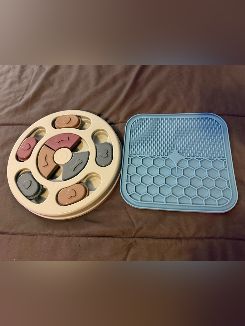 Dog Treat Puzzle & Lick Mat bundle